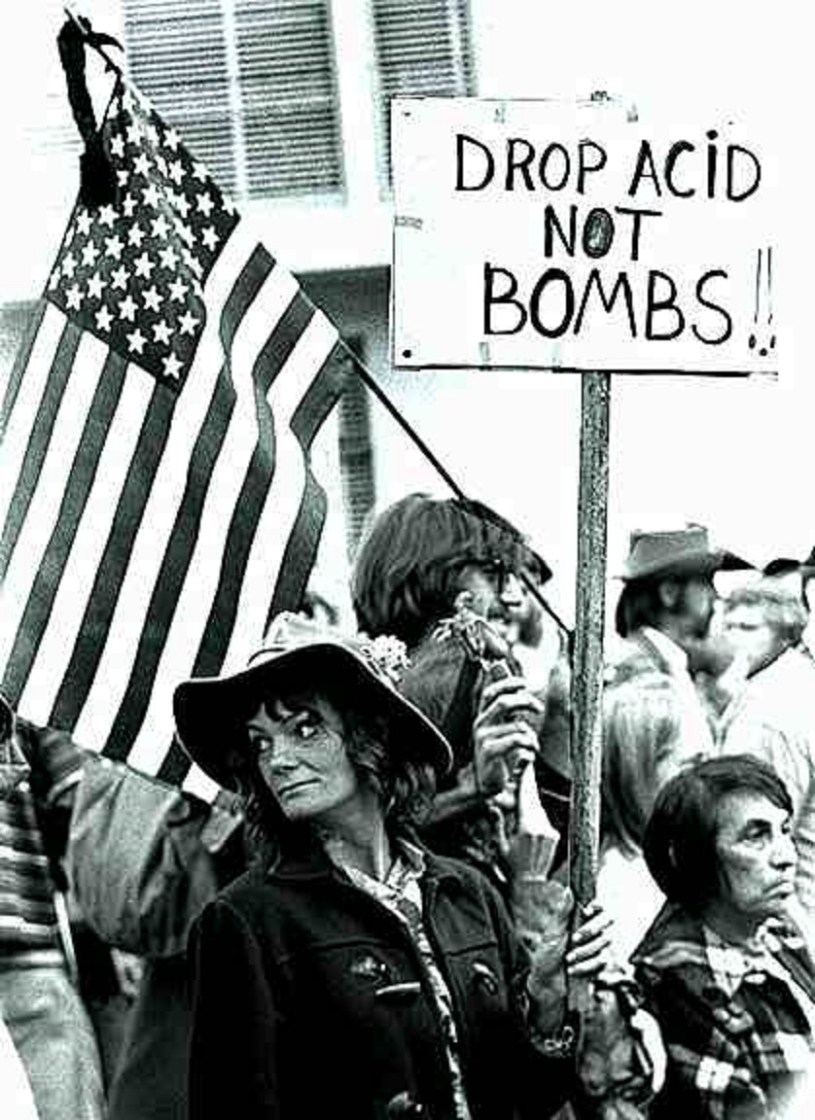 drop-acid-not-bombs
